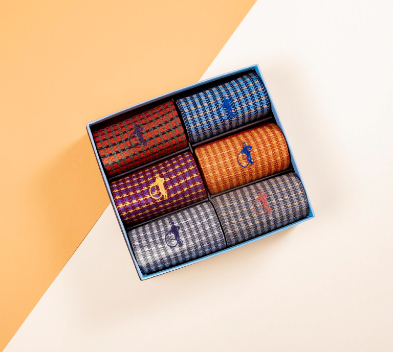 We create socks that fit, feel and look great.