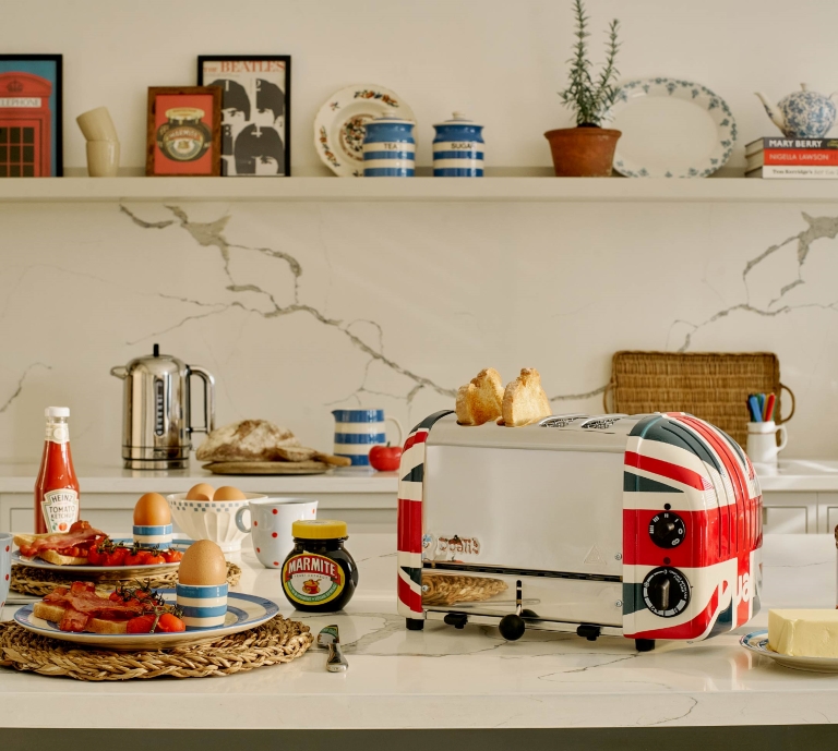 4 Slice Classic Toaster Union Jack Print