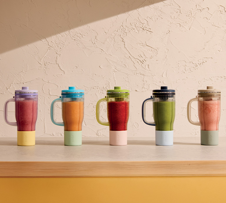 Meet Ninja BlendBOSS in 5 colours. Crushes like a pro, carries like a tumbler